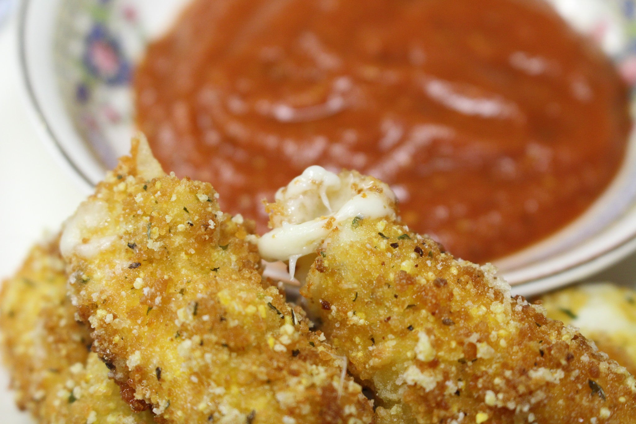 Gluten-Free Mozzarella Cheese Sticks
